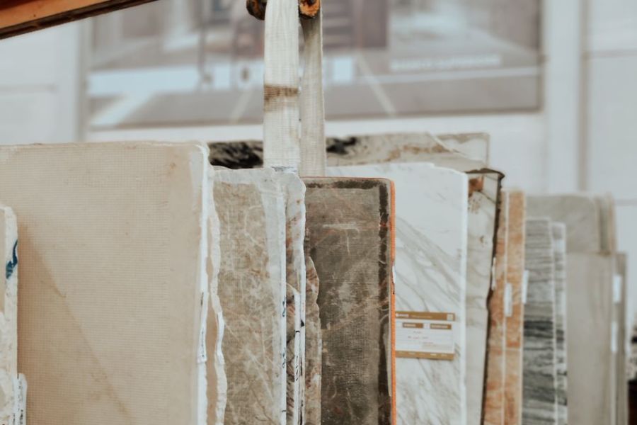 blocks and beam on hook behind